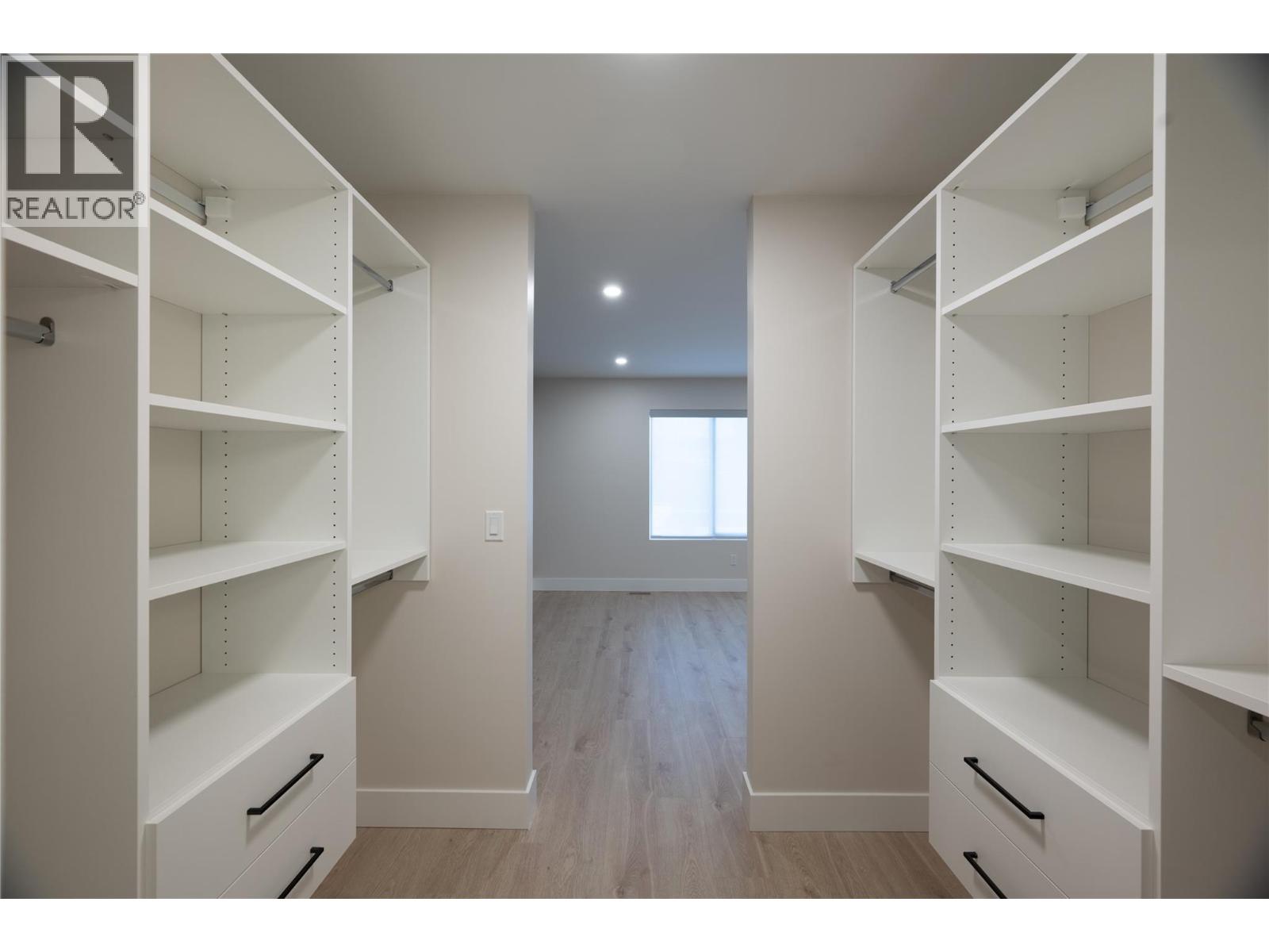 163 Chestnut Avenue, Kamloops, British Columbia  V2B 1L3 - Photo 27 - 10370033