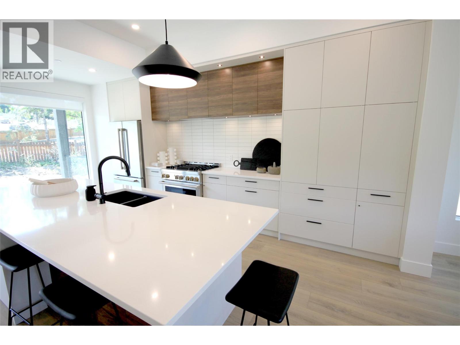 7920 Kidston Road Unit# 3, Coldstream, British Columbia  V1B 2V7 - Photo 8 - 10370160