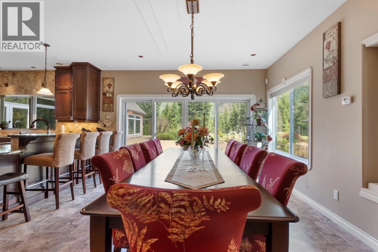 1480 Nighthawk Drive, Castlegar, British Columbia  V1N 4S2 - Photo 12 - 10370188