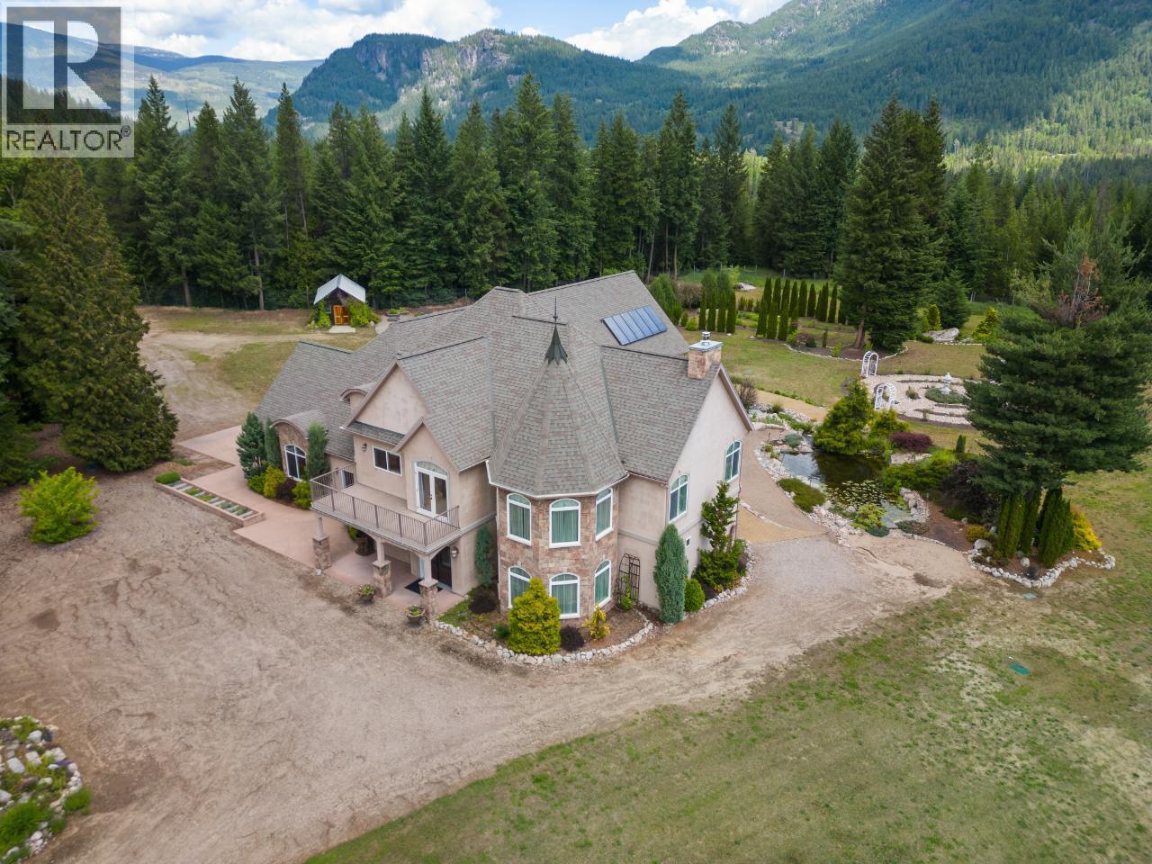 1480 Nighthawk Drive, Castlegar, British Columbia  V1N 4S2 - Photo 4 - 10370188