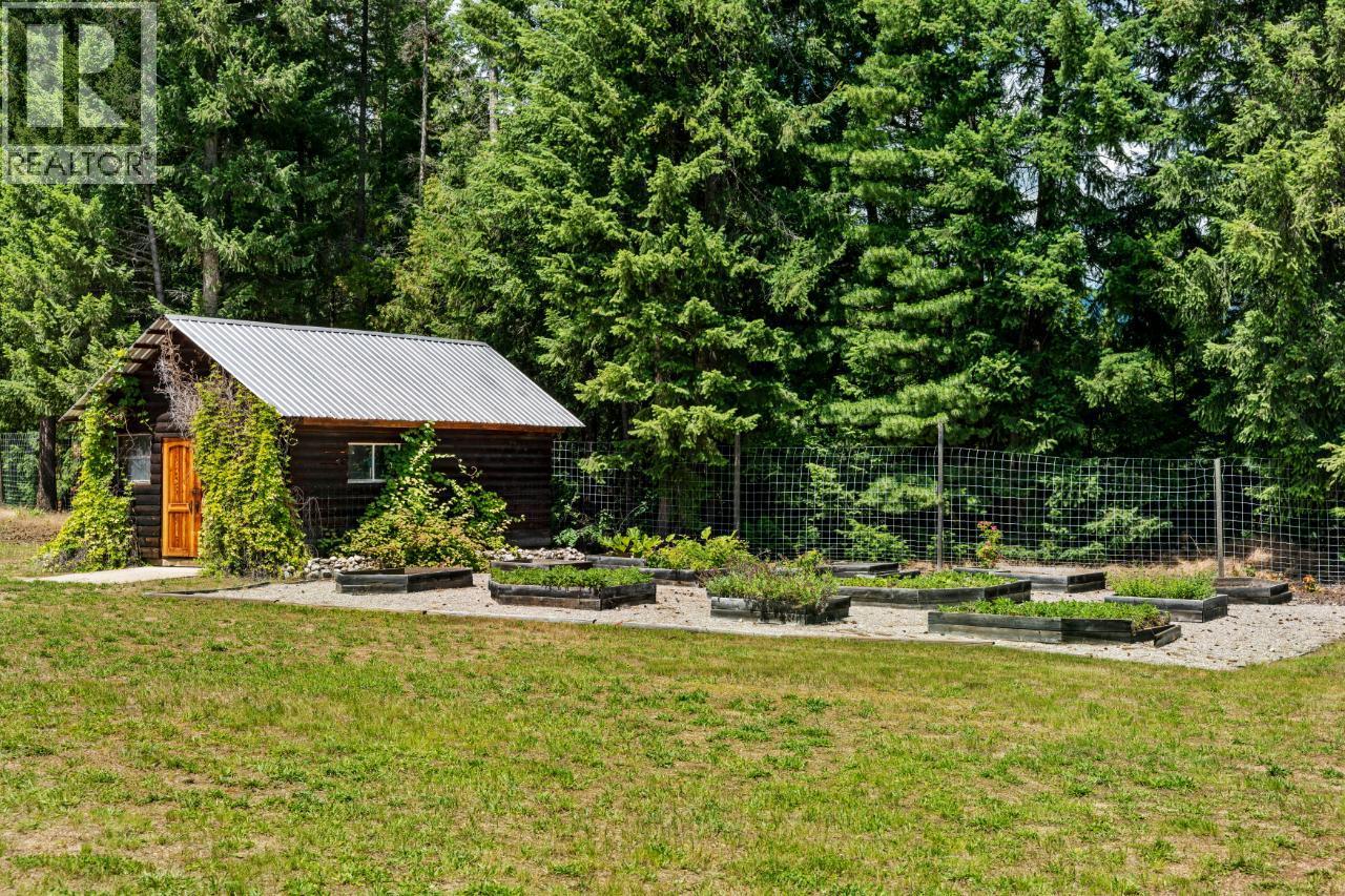 1480 Nighthawk Drive, Castlegar, British Columbia  V1N 4S2 - Photo 73 - 10370188