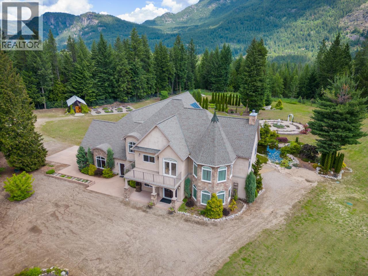1480 Nighthawk Drive, Castlegar, British Columbia  V1N 4S2 - Photo 82 - 10370188