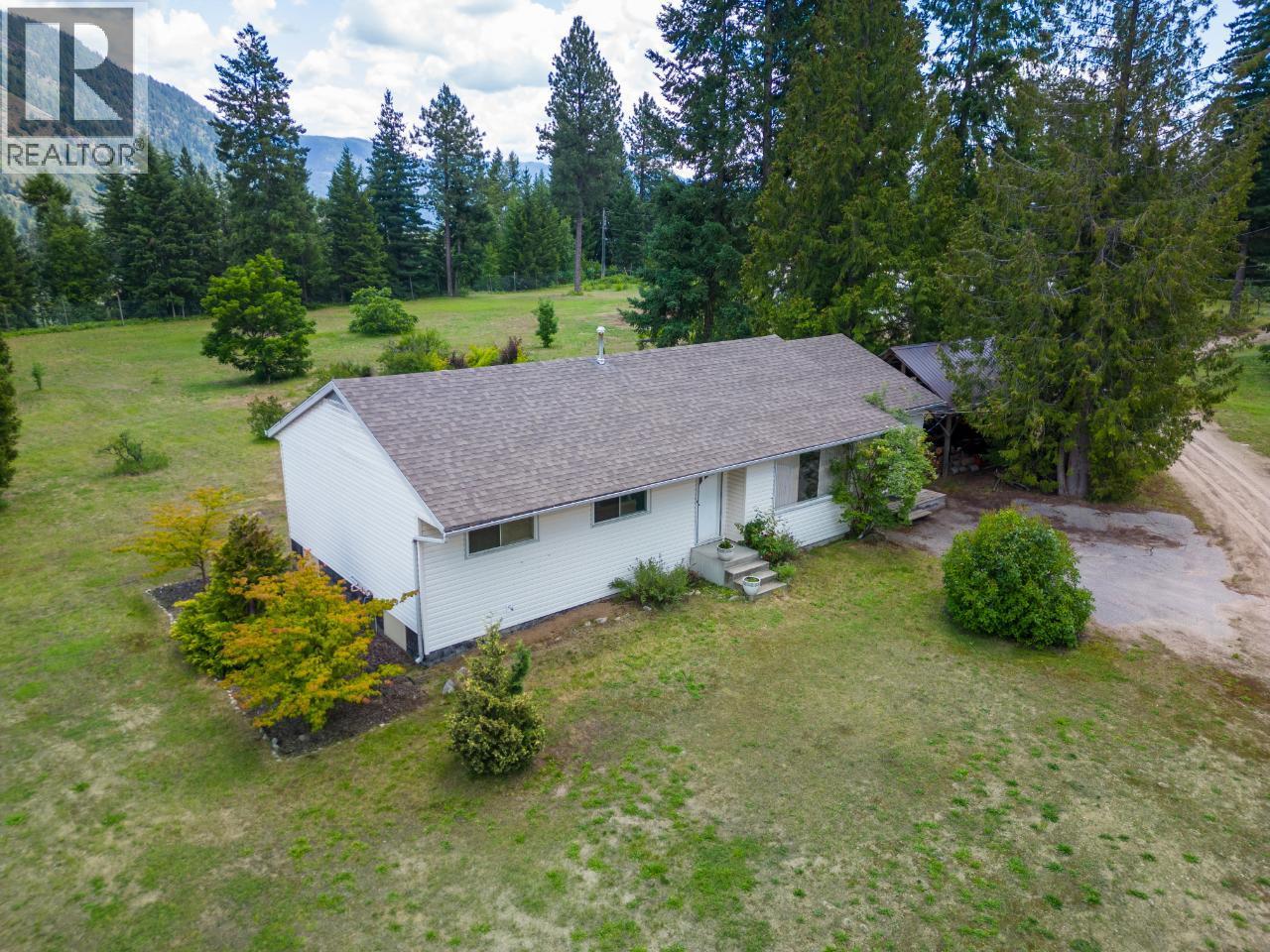 1480 Nighthawk Drive, Castlegar, British Columbia  V1N 4S2 - Photo 87 - 10370188