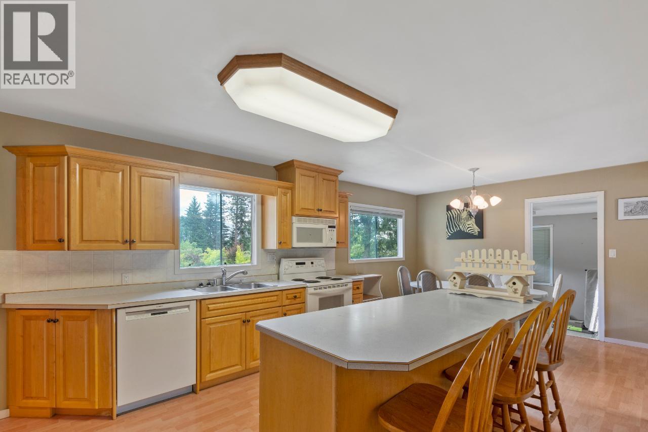1480 Nighthawk Drive, Castlegar, British Columbia  V1N 4S2 - Photo 89 - 10370188