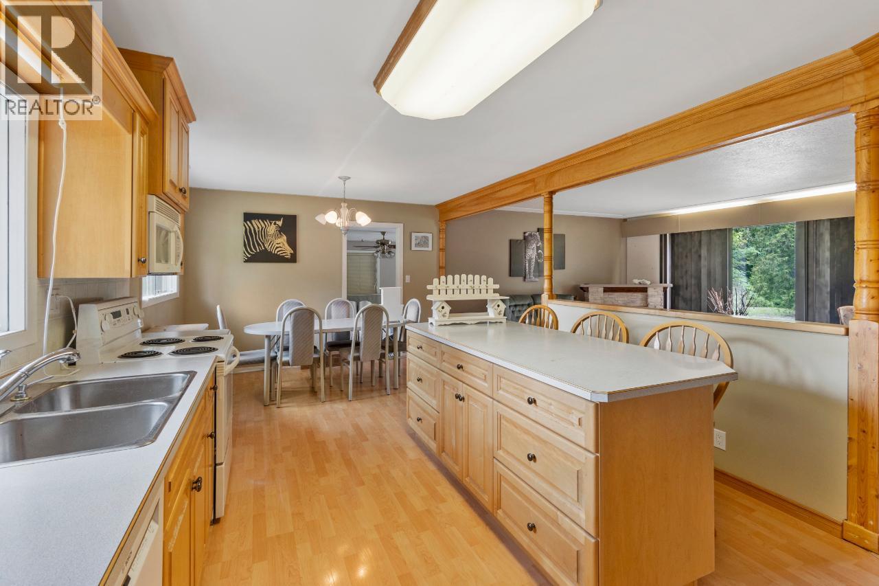 1480 Nighthawk Drive, Castlegar, British Columbia  V1N 4S2 - Photo 90 - 10370188