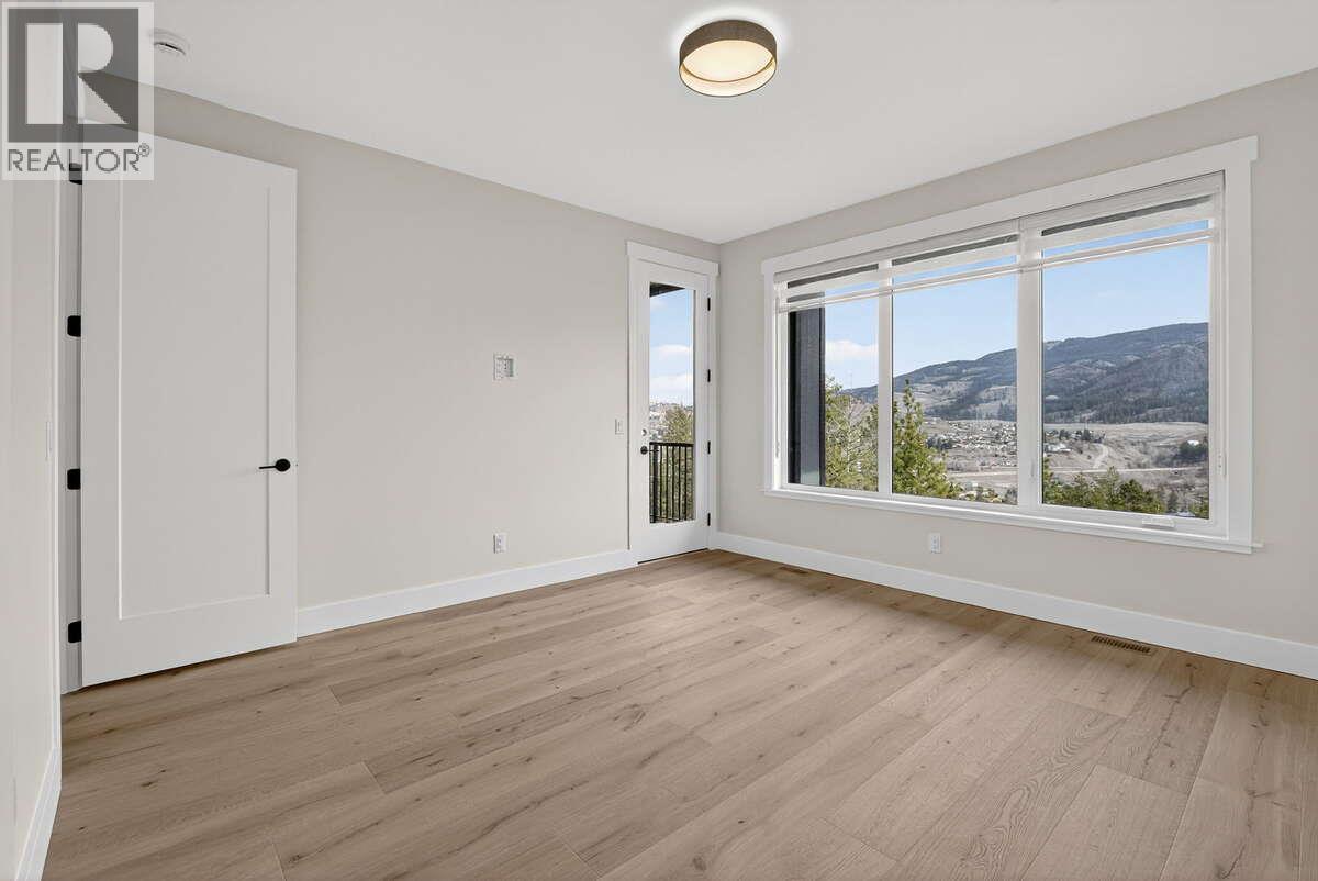 2140 Montenegro Drive, Kelowna, British Columbia  V1P 0B2 - Photo 10 - 10370201