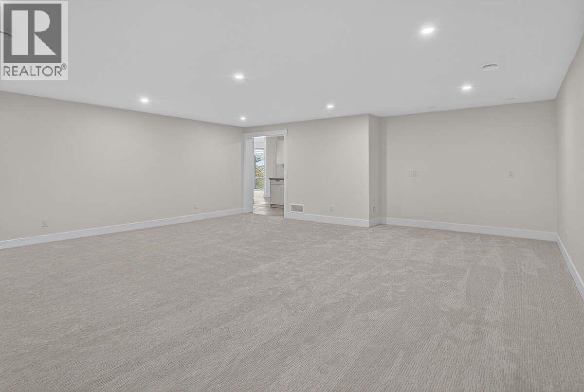 2140 Montenegro Drive, Kelowna, British Columbia  V1P 0B2 - Photo 29 - 10370201
