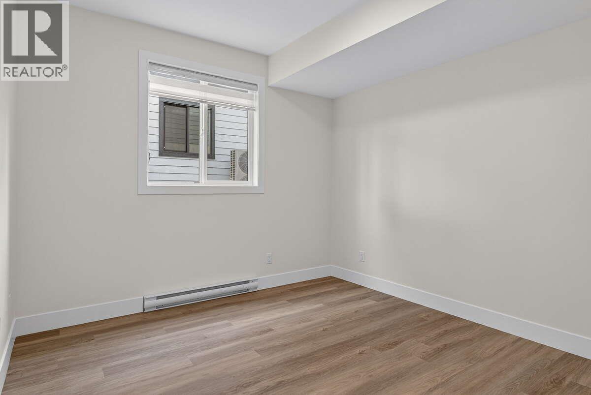 2140 Montenegro Drive, Kelowna, British Columbia  V1P 0B2 - Photo 37 - 10370201