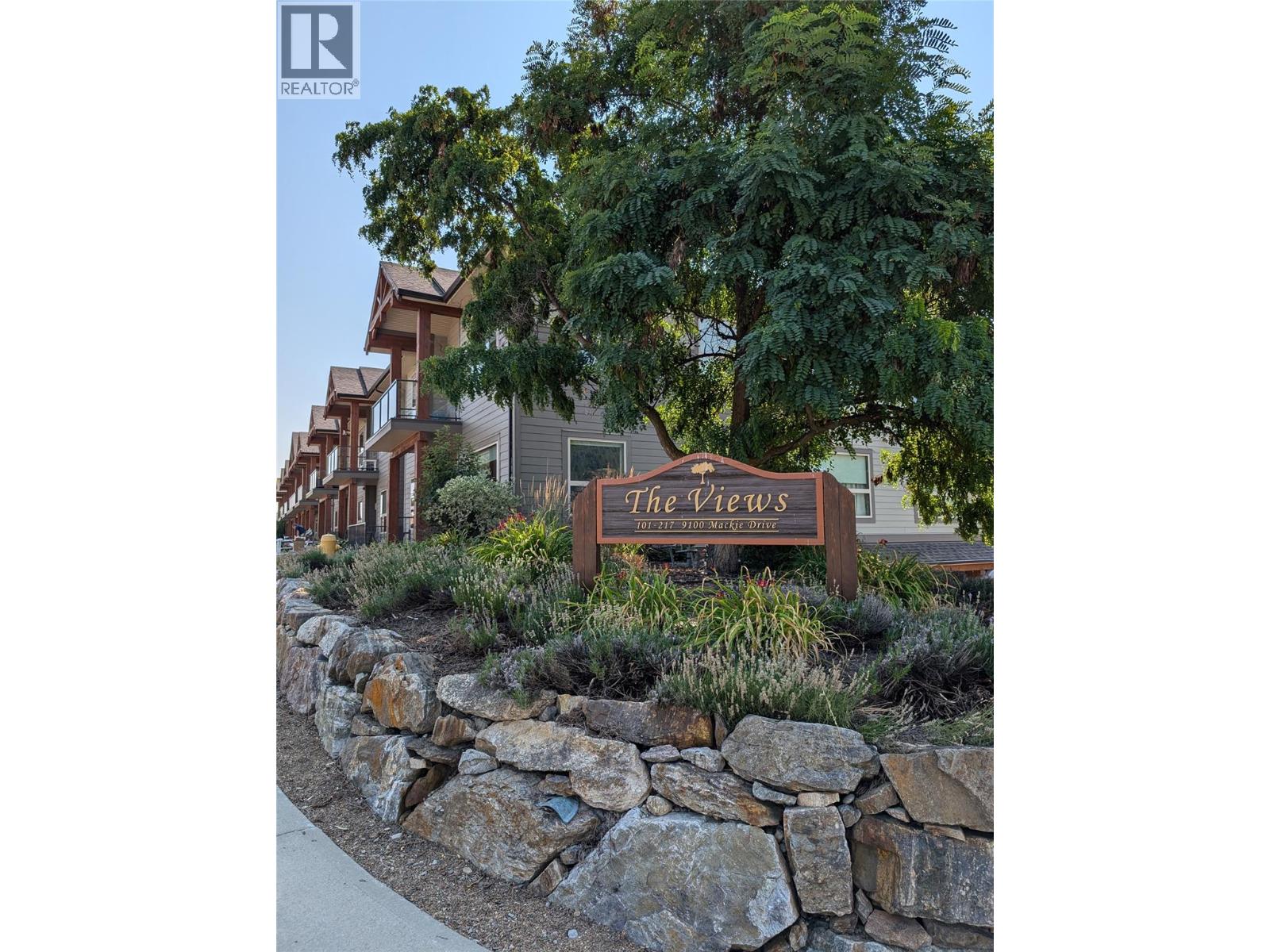 9100 Mackie Drive Unit# 104, Coldstream, British Columbia  V1B 1G9 - Photo 2 - 10370133