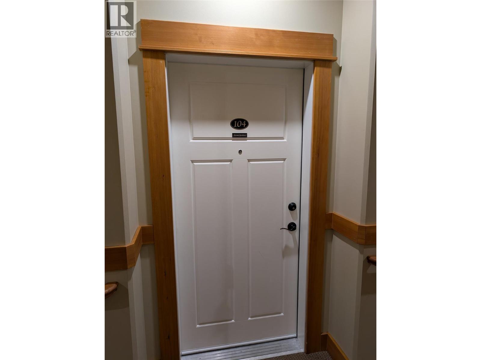 9100 Mackie Drive Unit# 104, Coldstream, British Columbia  V1B 1G9 - Photo 4 - 10370133