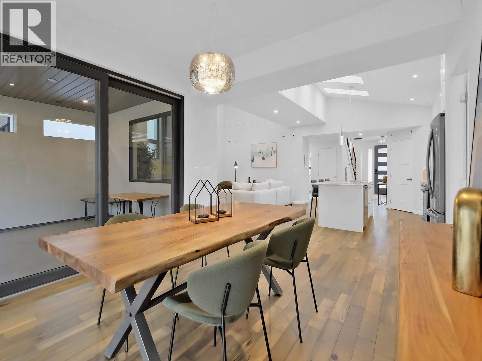 700 Churchill Avenue, Penticton, British Columbia  V2A 1E1 - Photo 11 - 10370068