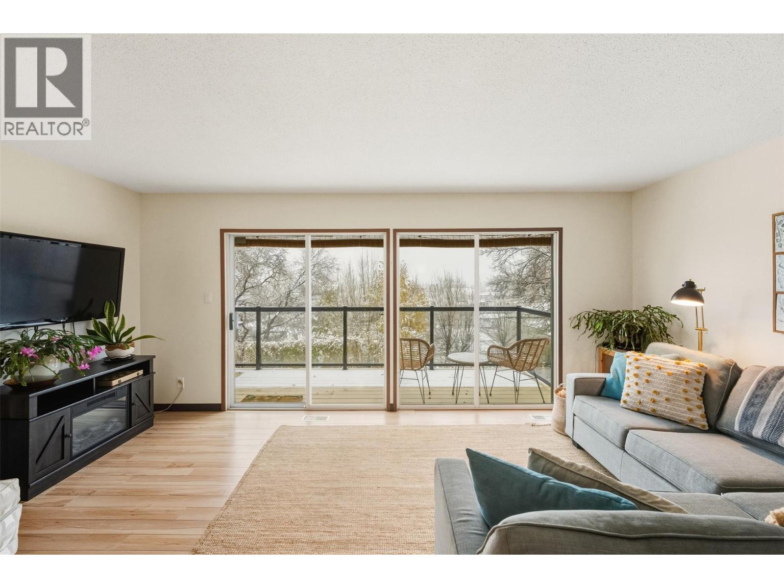 13031 Steven Avenue, Summerland, British Columbia  V0H 1Z0 - Photo 10 - 10370240