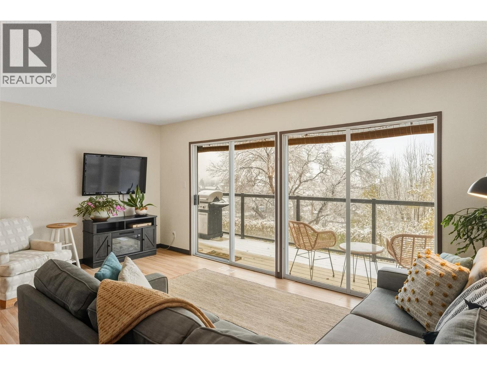 13031 Steven Avenue, Summerland, British Columbia  V0H 1Z0 - Photo 9 - 10370240