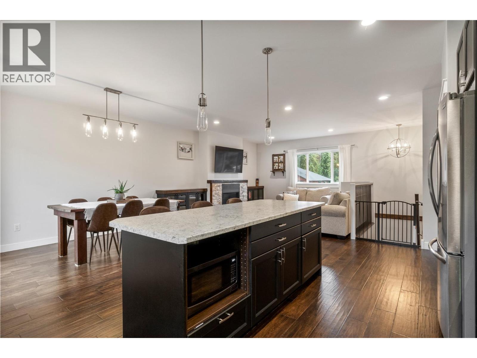1140 23 Street Se, Salmon Arm, British Columbia  V1E 0C7 - Photo 12 - 10370118