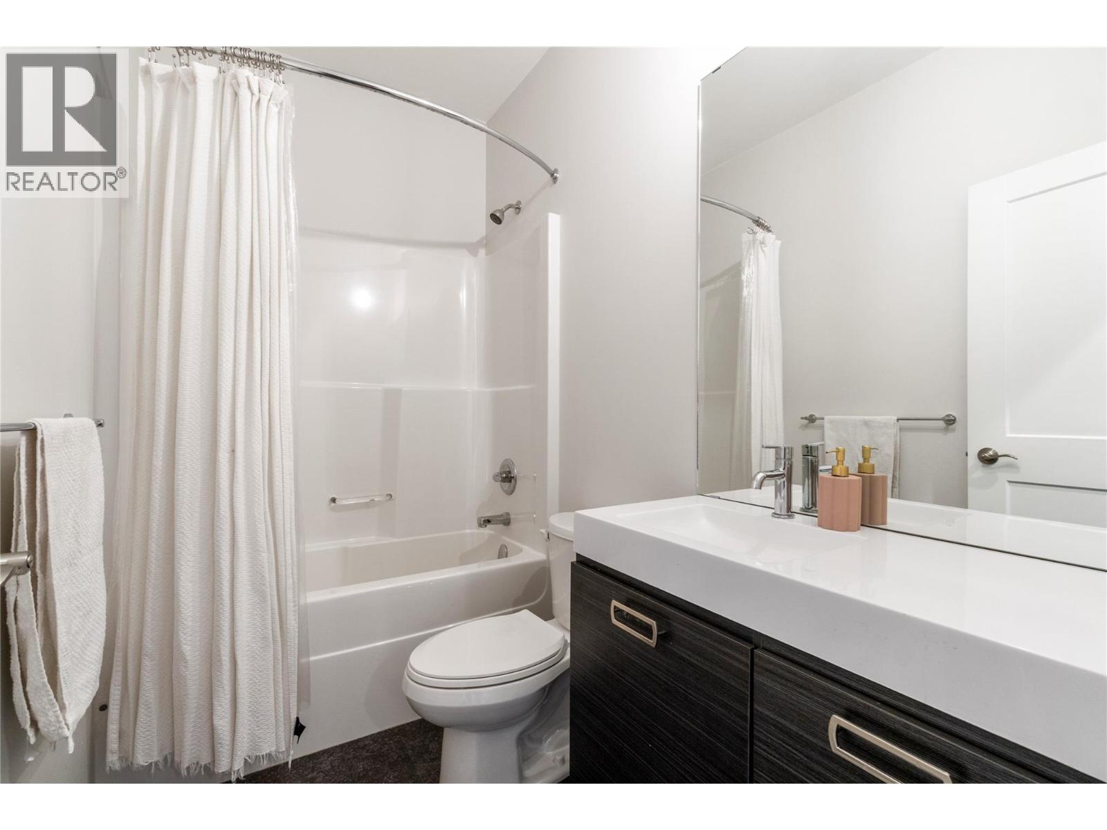 1140 23 Street Se, Salmon Arm, British Columbia  V1E 0C7 - Photo 28 - 10370118