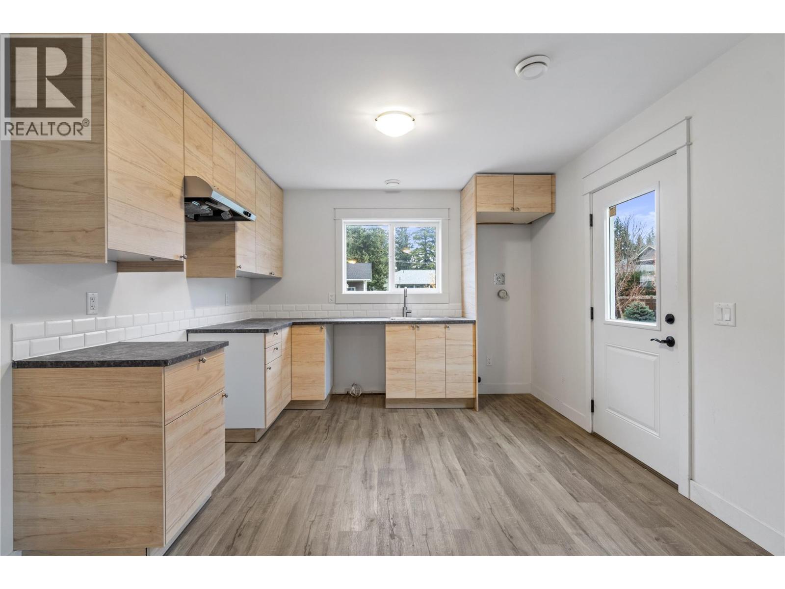 1140 23 Street Se, Salmon Arm, British Columbia  V1E 0C7 - Photo 37 - 10370118