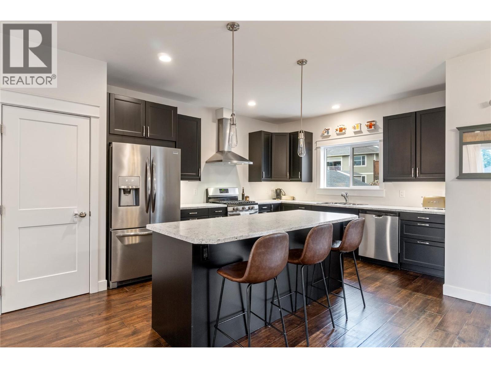 1140 23 Street Se, Salmon Arm, British Columbia  V1E 0C7 - Photo 7 - 10370118