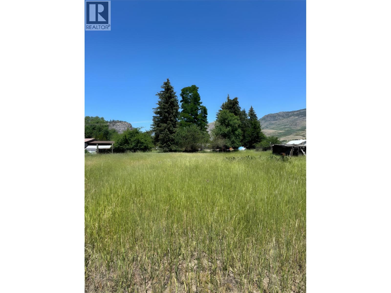 820 64th Avenue, Grand Forks, British Columbia  V0H 1H4 - Photo 3 - 10369864