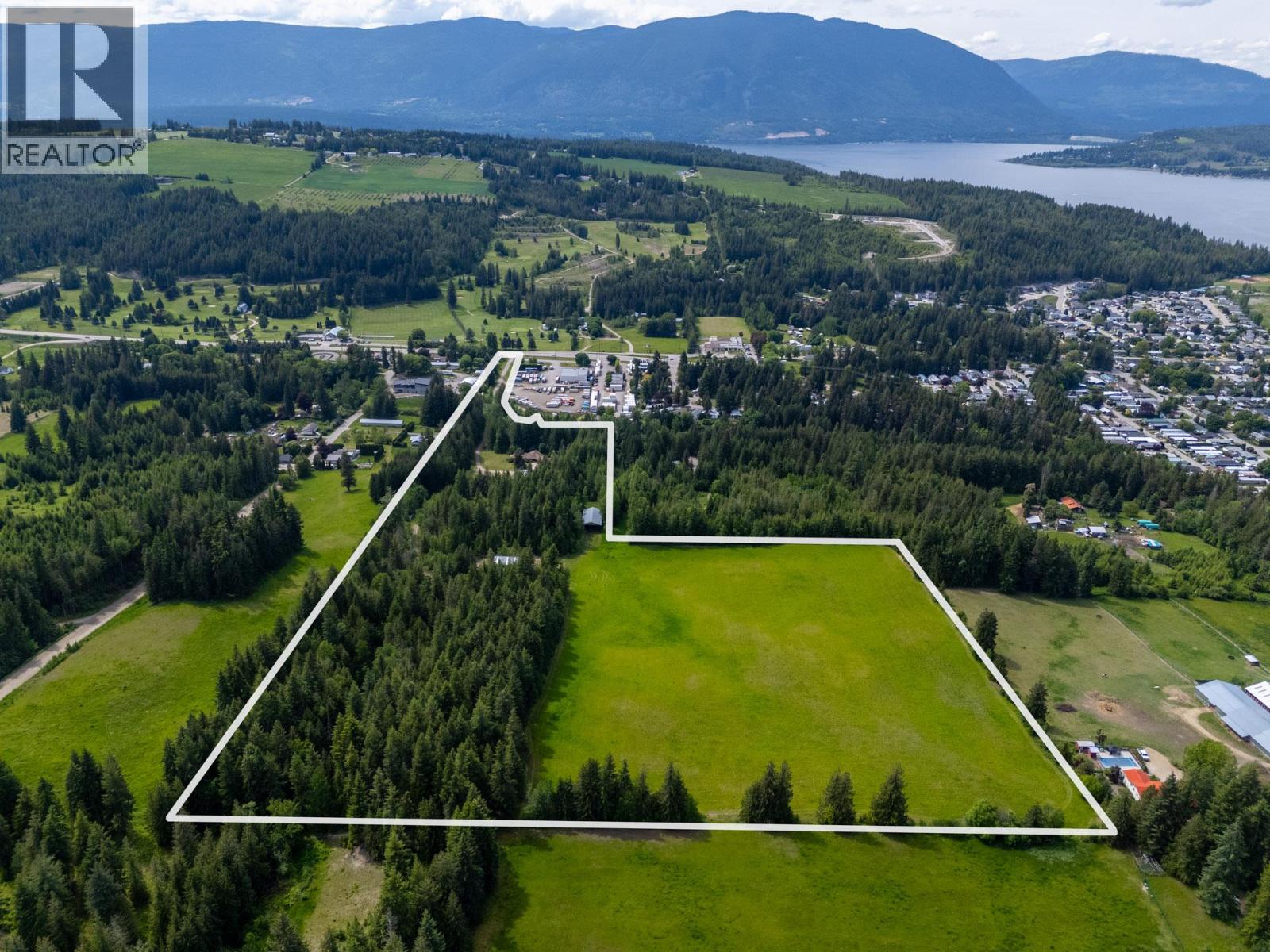 6210 50 Street NE, salmon arm, British Columbia