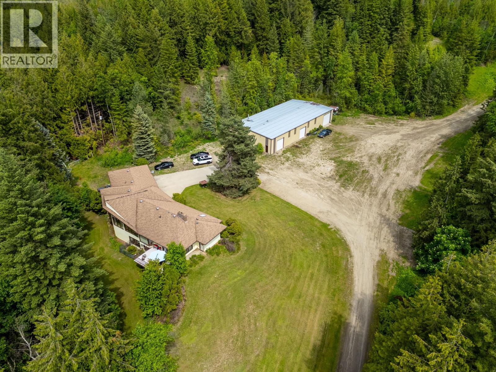 6210 50 Street Ne, Salmon Arm, British Columbia  V1E 3A6 - Photo 3 - 10370155