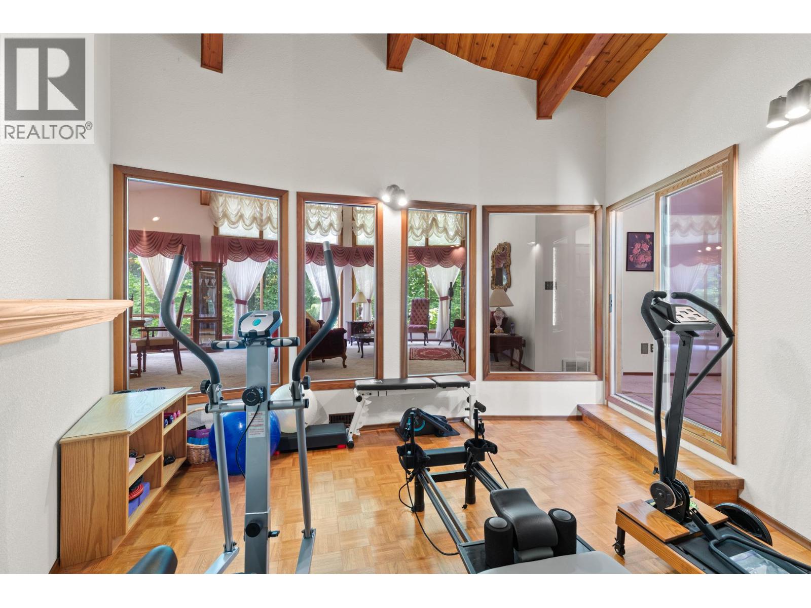 6210 50 Street Ne, Salmon Arm, British Columbia  V1E 3A6 - Photo 6 - 10370155