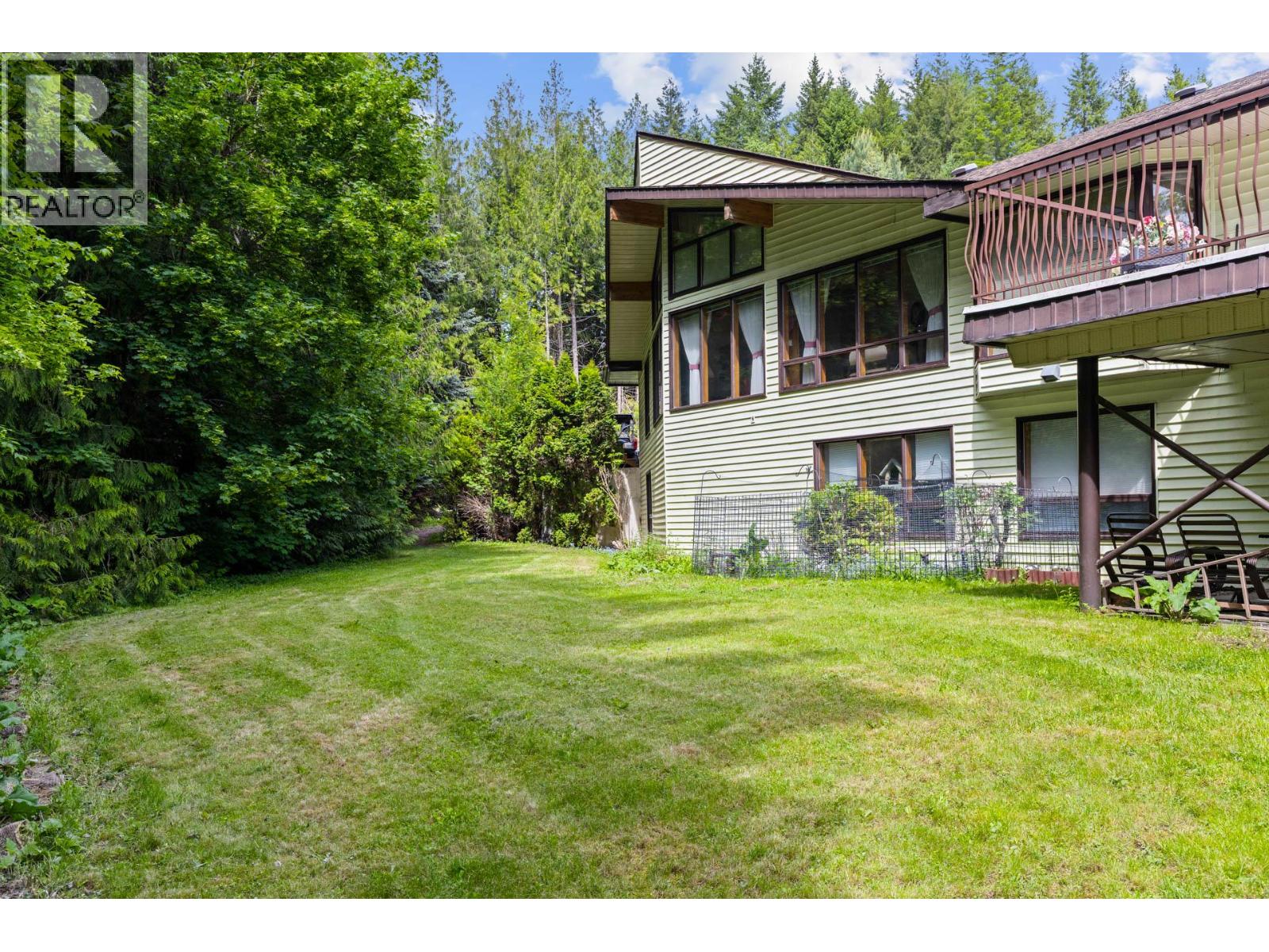 6210 50 Street Ne, Salmon Arm, British Columbia  V1E 3A6 - Photo 60 - 10370155