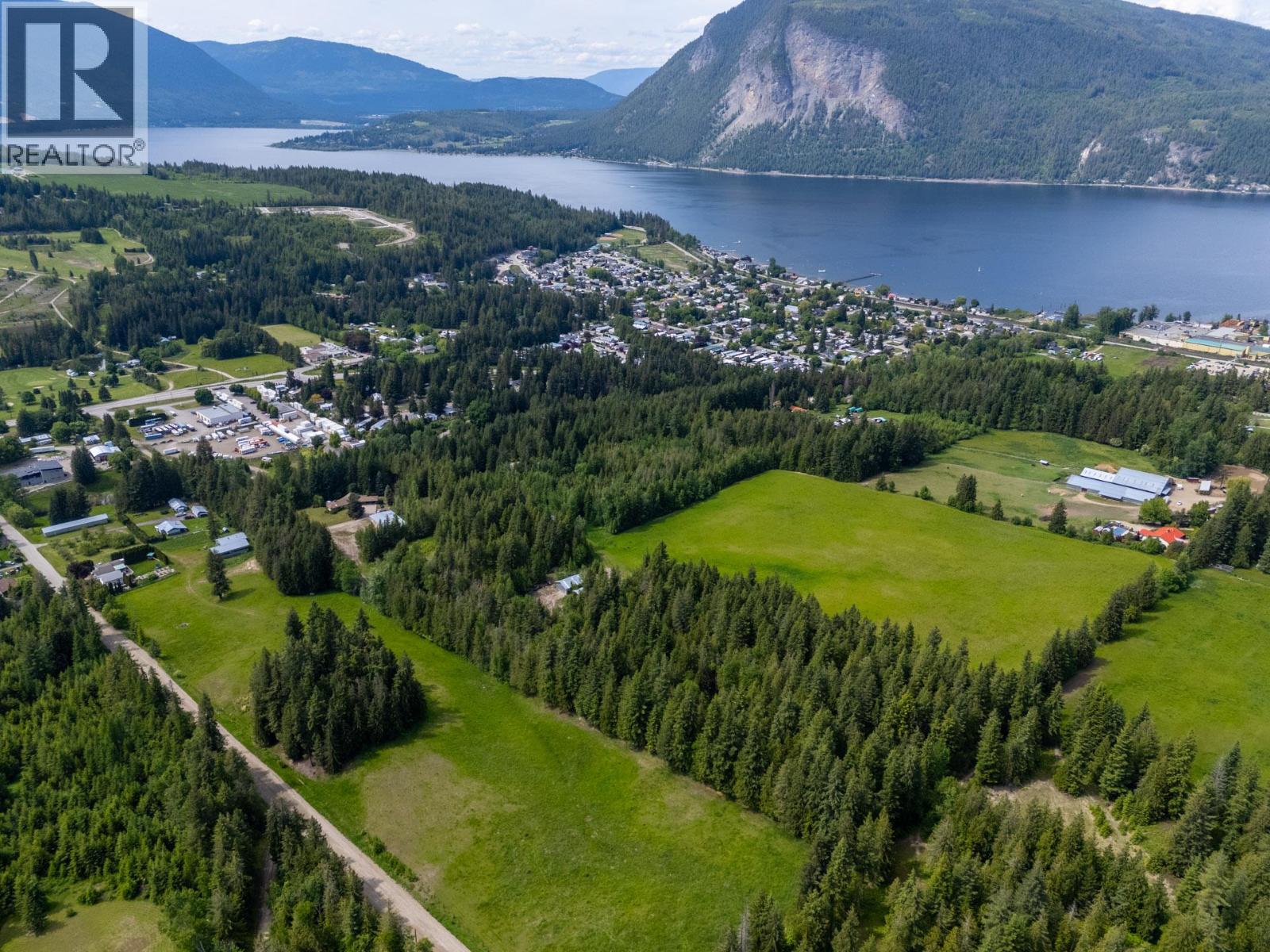 6210 50 Street Ne, Salmon Arm, British Columbia  V1E 3A6 - Photo 68 - 10370155