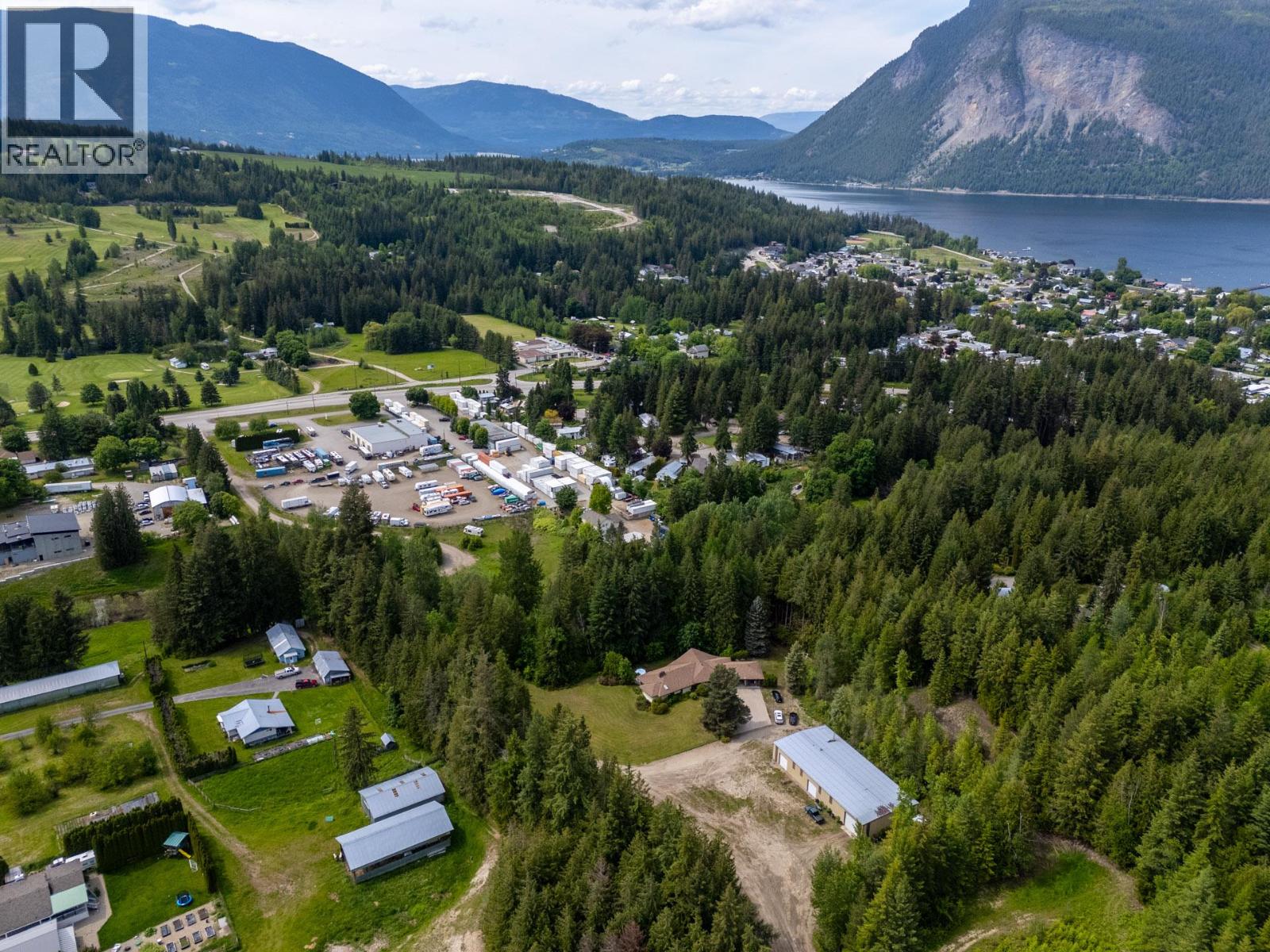 6210 50 Street Ne, Salmon Arm, British Columbia  V1E 3A6 - Photo 77 - 10370155