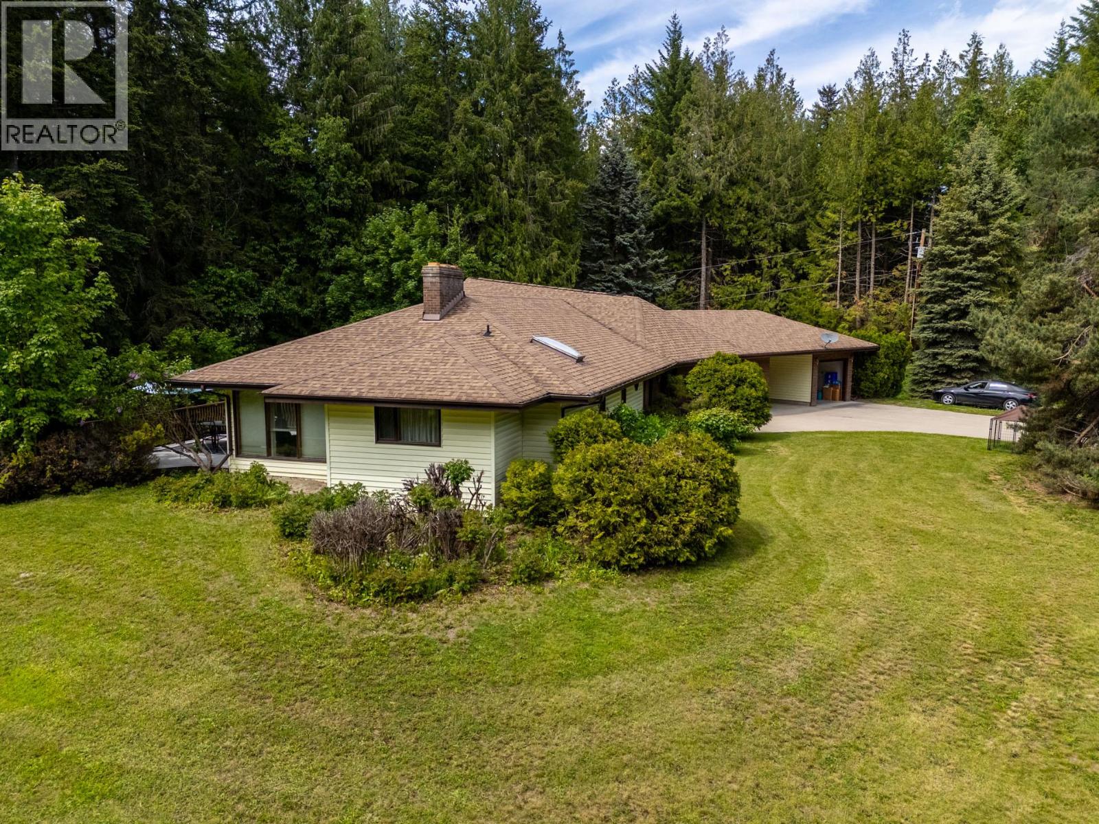 6210 50 Street Ne, Salmon Arm, British Columbia  V1E 3A6 - Photo 86 - 10370155