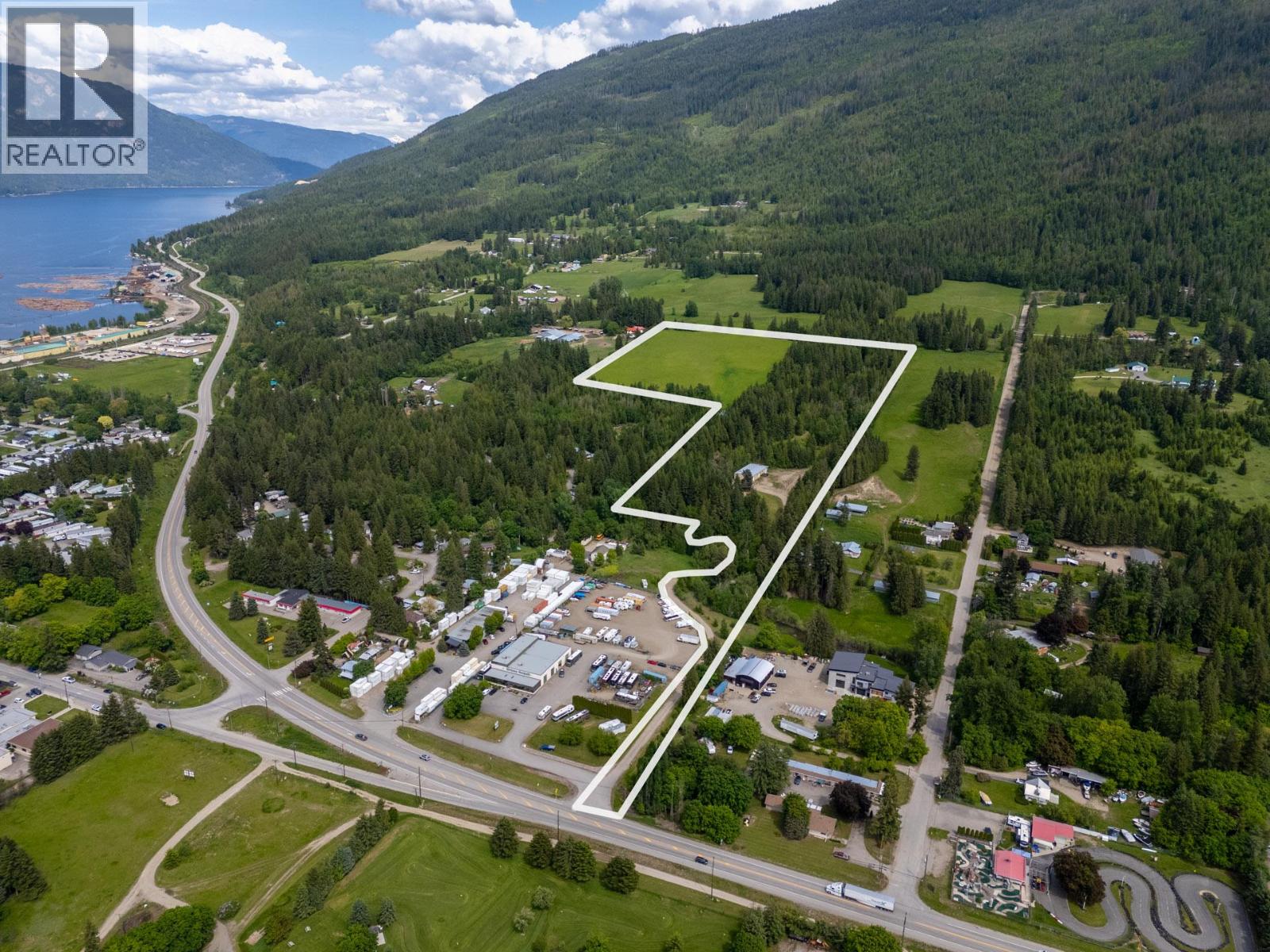 6210 50 Street Ne, Salmon Arm, British Columbia  V1E 3A6 - Photo 95 - 10370155