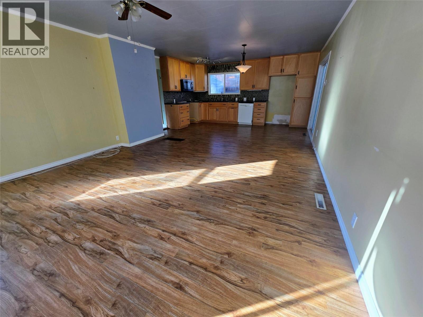 1866 Cole Street, Fruitvale, British Columbia  V0G 1L0 - Photo 6 - 10370266