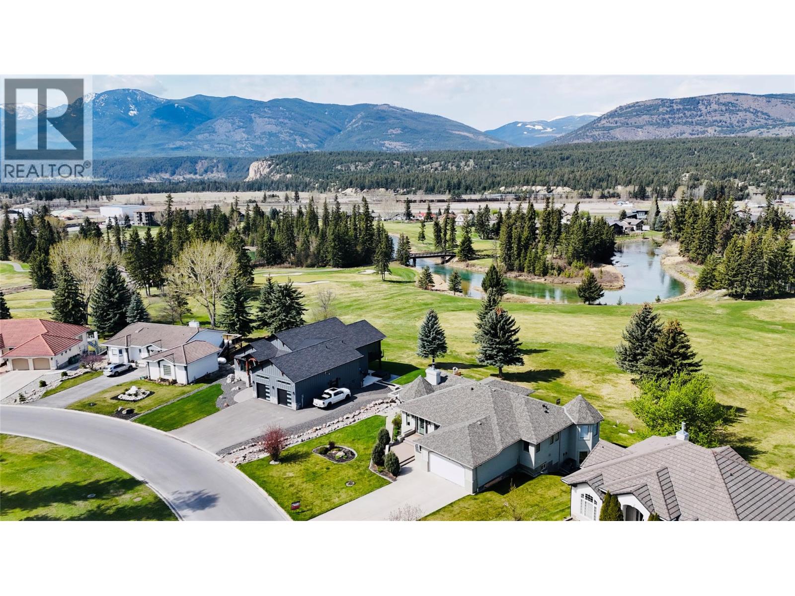 5179 Riverview Road, Fairmont Hot Springs, British Columbia  V0B 1L1 - Photo 2 - 10370185