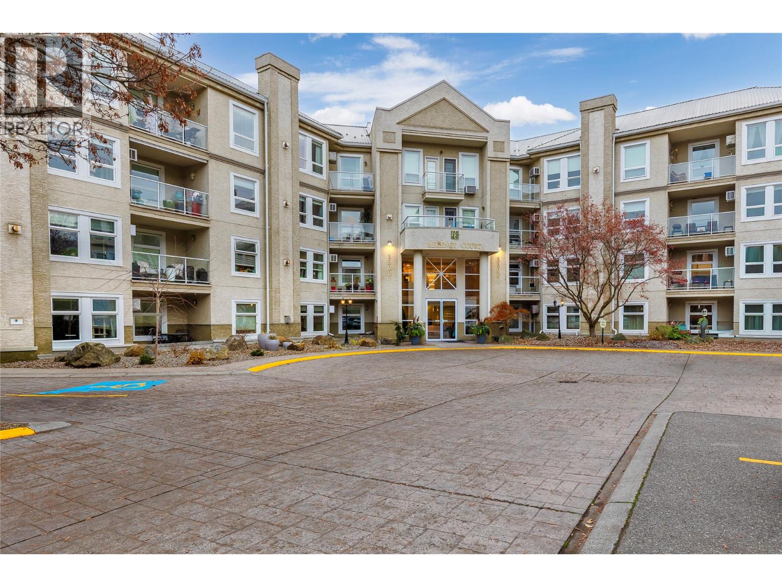 3300 Centennial Drive Unit# 204, Vernon, British Columbia  V1T 9M5 - Photo 2 - 10370167