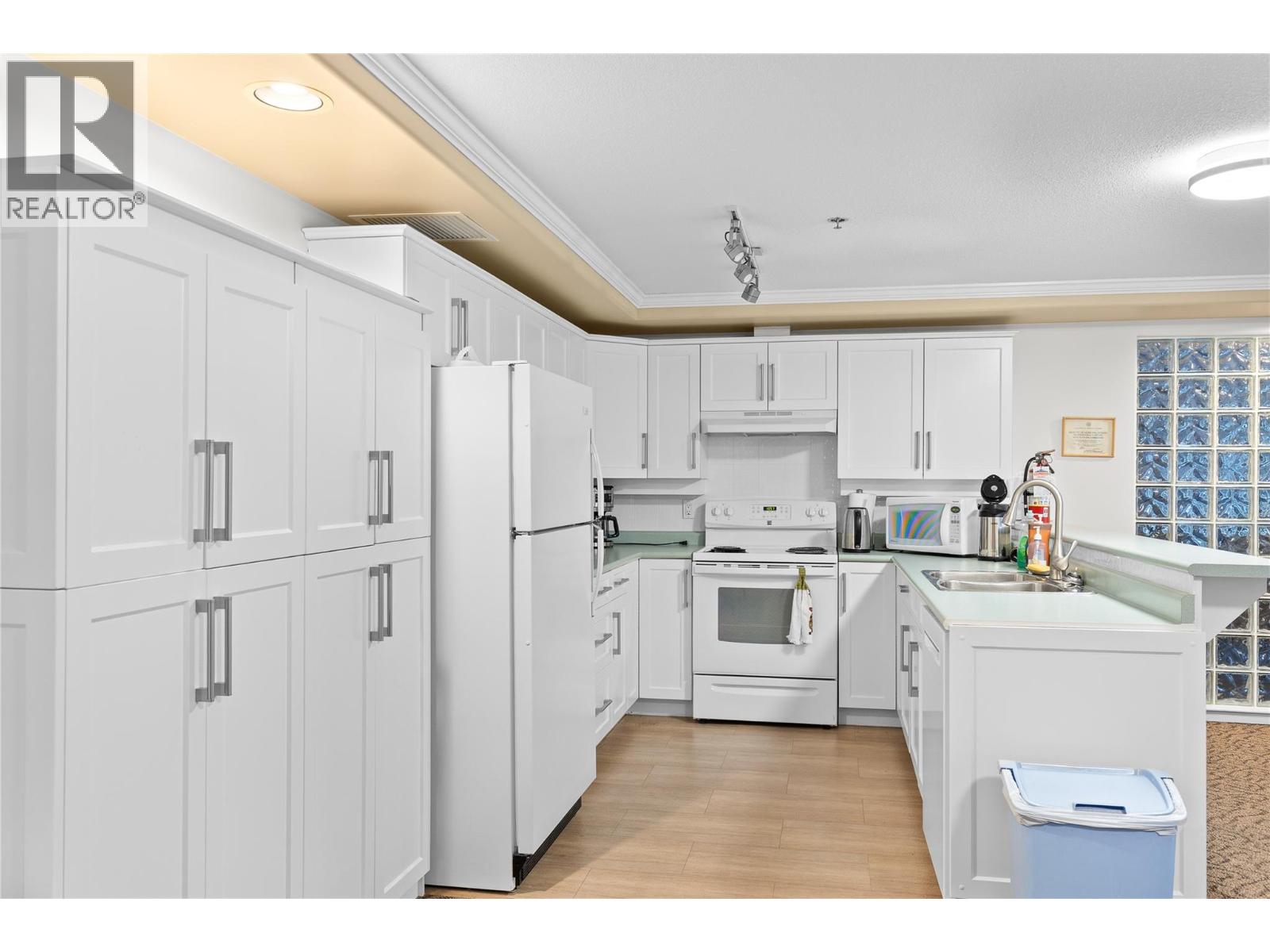 3300 Centennial Drive Unit# 204, Vernon, British Columbia  V1T 9M5 - Photo 61 - 10370167