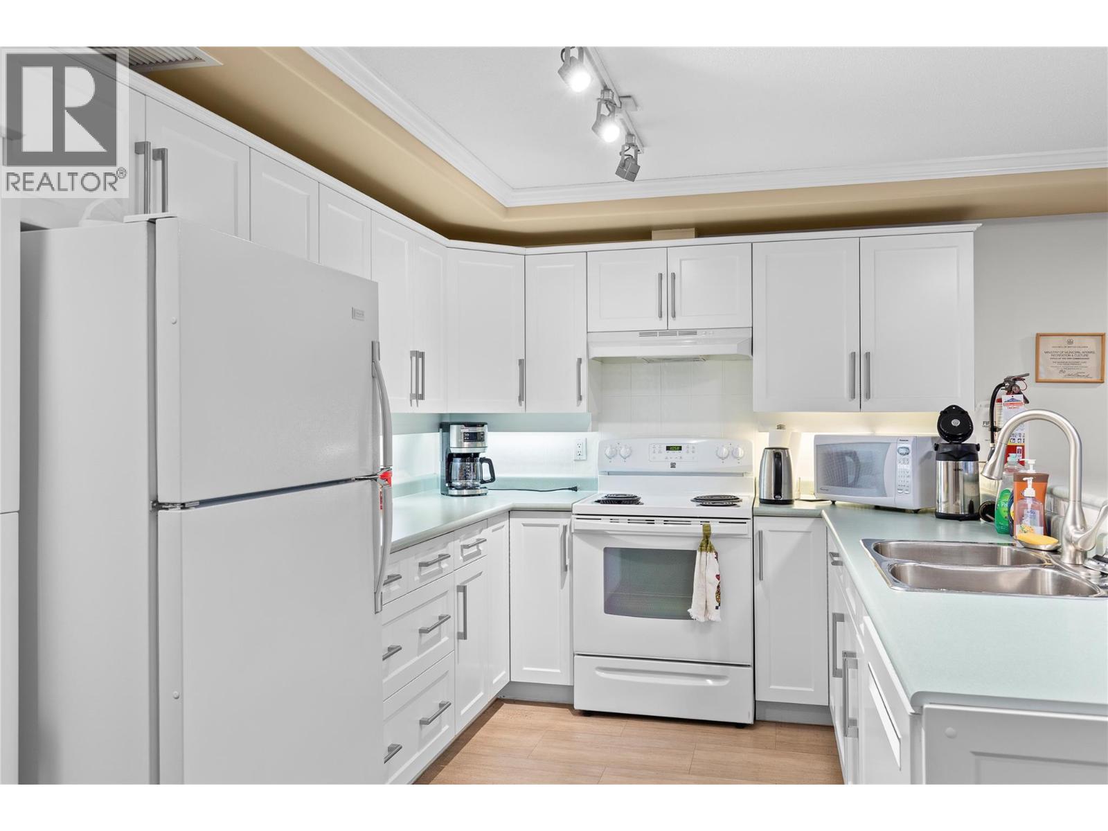 3300 Centennial Drive Unit# 204, Vernon, British Columbia  V1T 9M5 - Photo 62 - 10370167