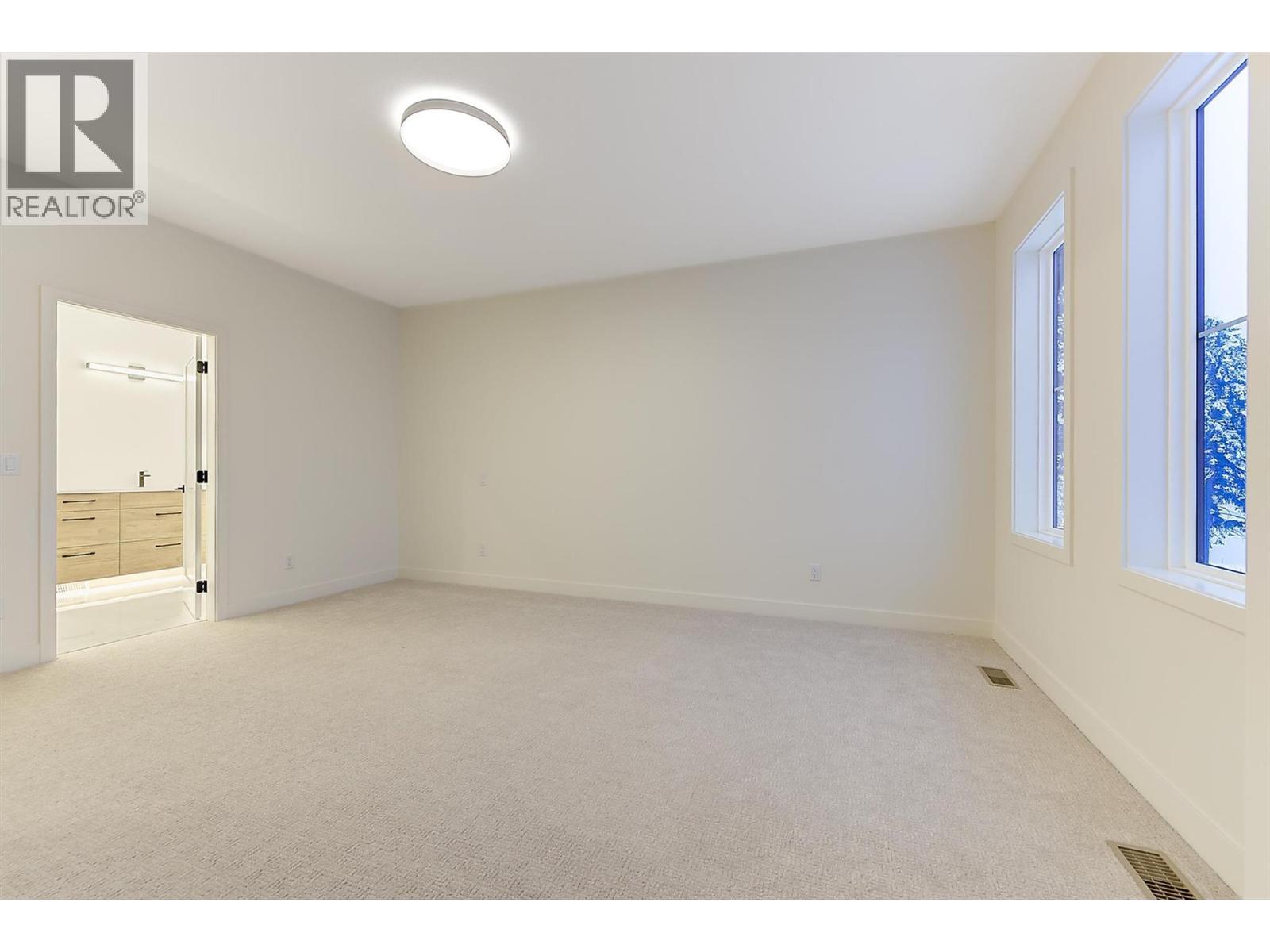 2115 Montenegro Drive, Kelowna, British Columbia  V1P 0B2 - Photo 36 - 10369681