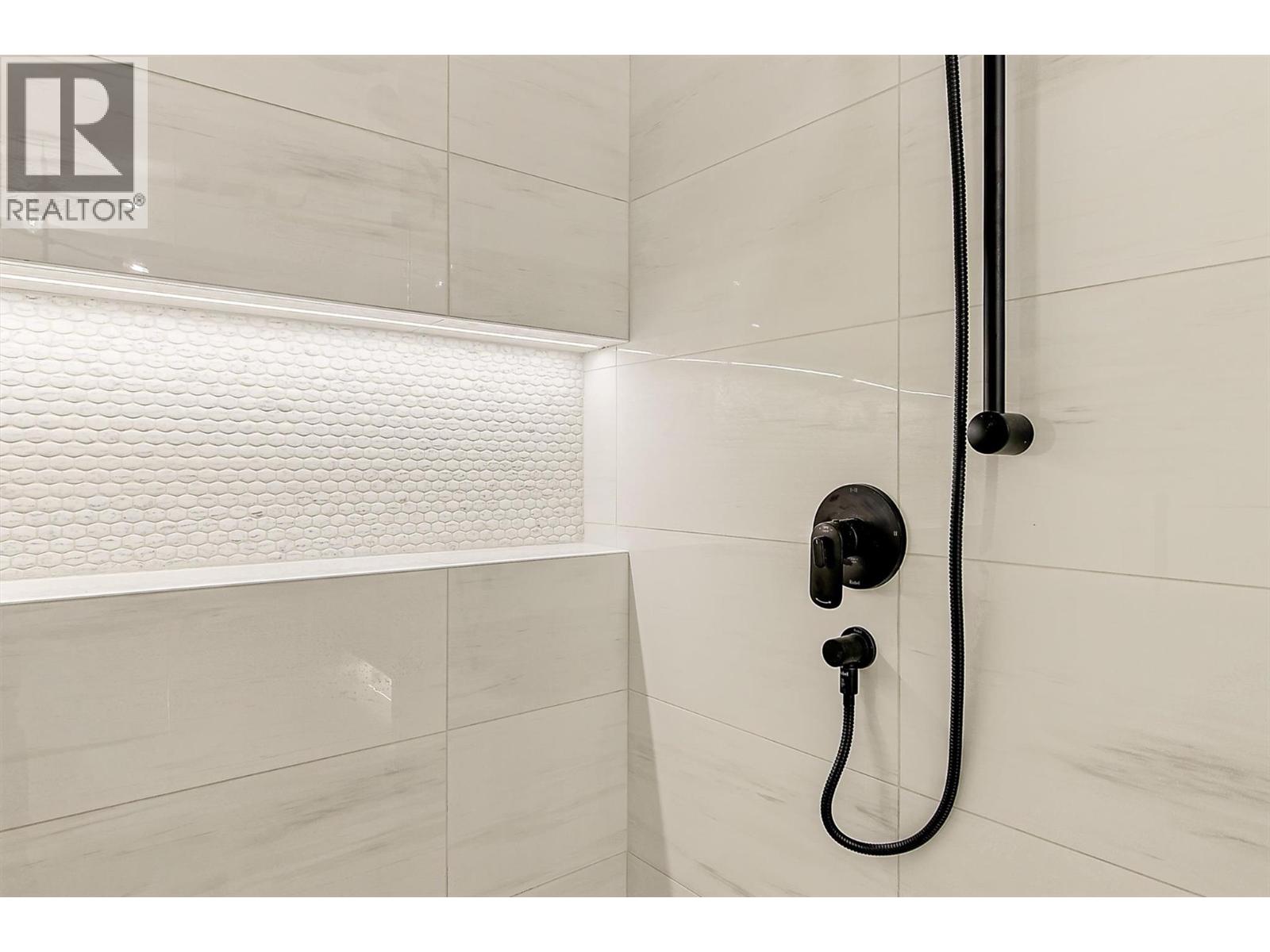 2115 Montenegro Drive, Kelowna, British Columbia  V1P 0B2 - Photo 40 - 10369681
