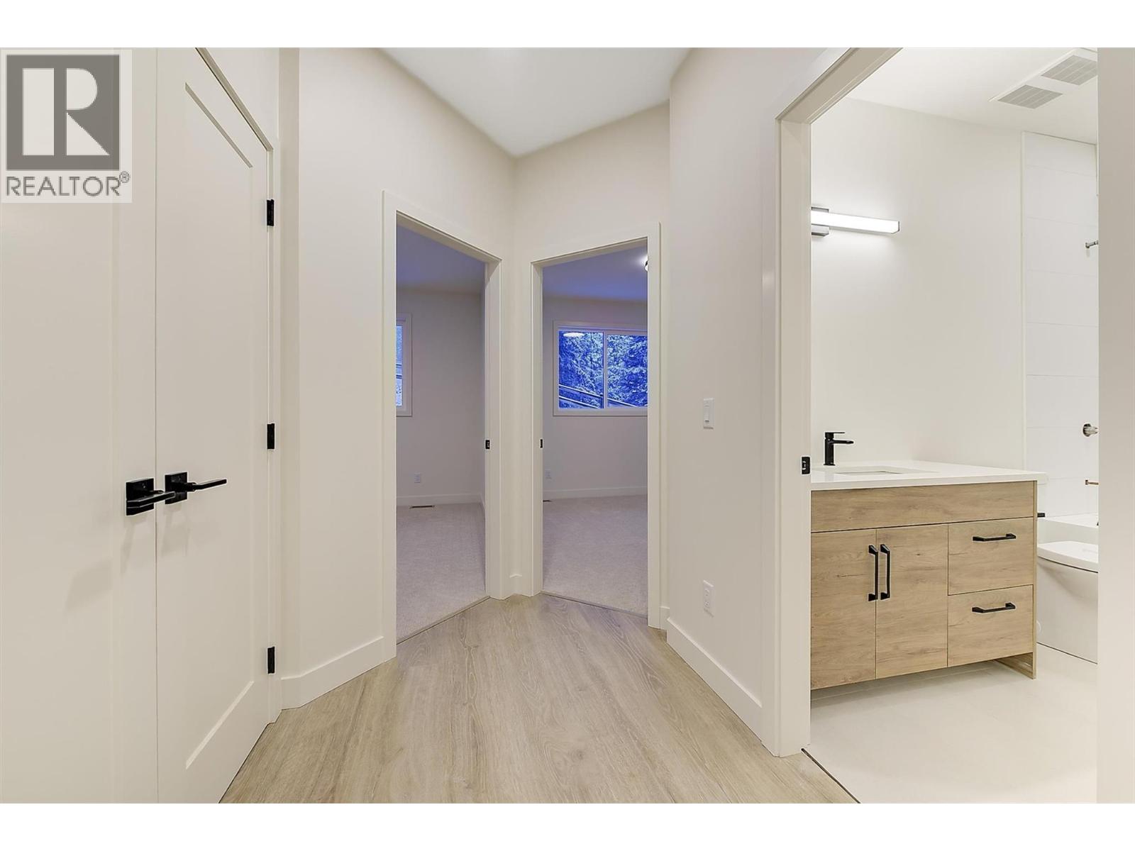 2115 Montenegro Drive, Kelowna, British Columbia  V1P 0B2 - Photo 47 - 10369681