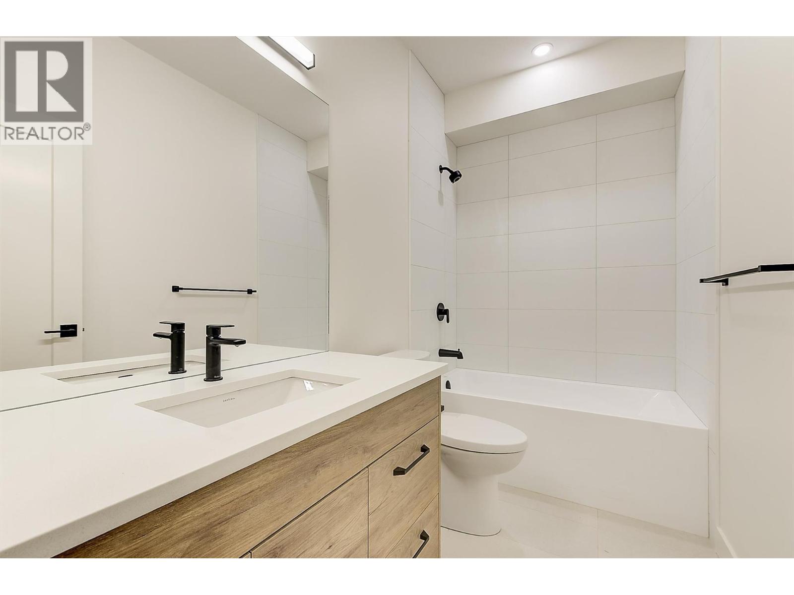 2115 Montenegro Drive, Kelowna, British Columbia  V1P 0B2 - Photo 48 - 10369681