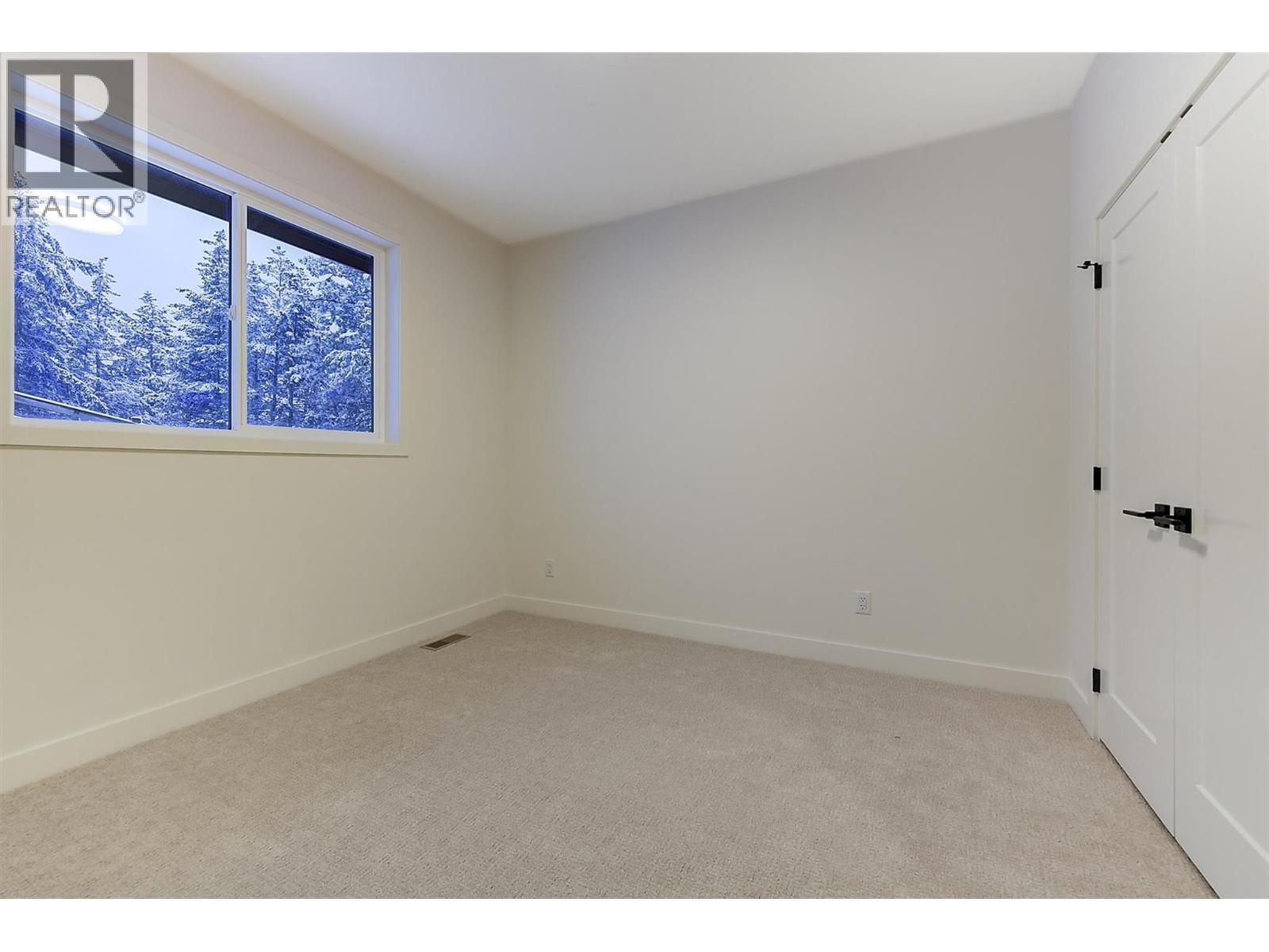 2115 Montenegro Drive, Kelowna, British Columbia  V1P 0B2 - Photo 50 - 10369681