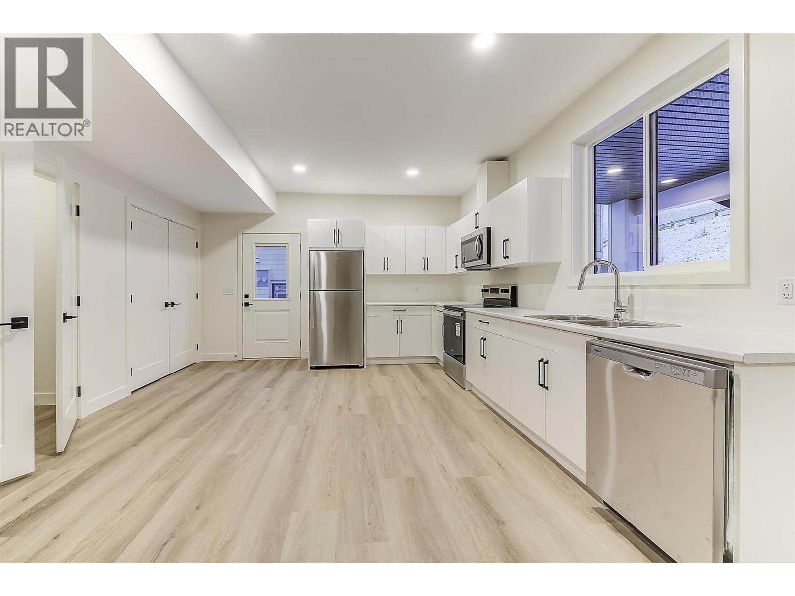 2115 Montenegro Drive, Kelowna, British Columbia  V1P 0B2 - Photo 55 - 10369681