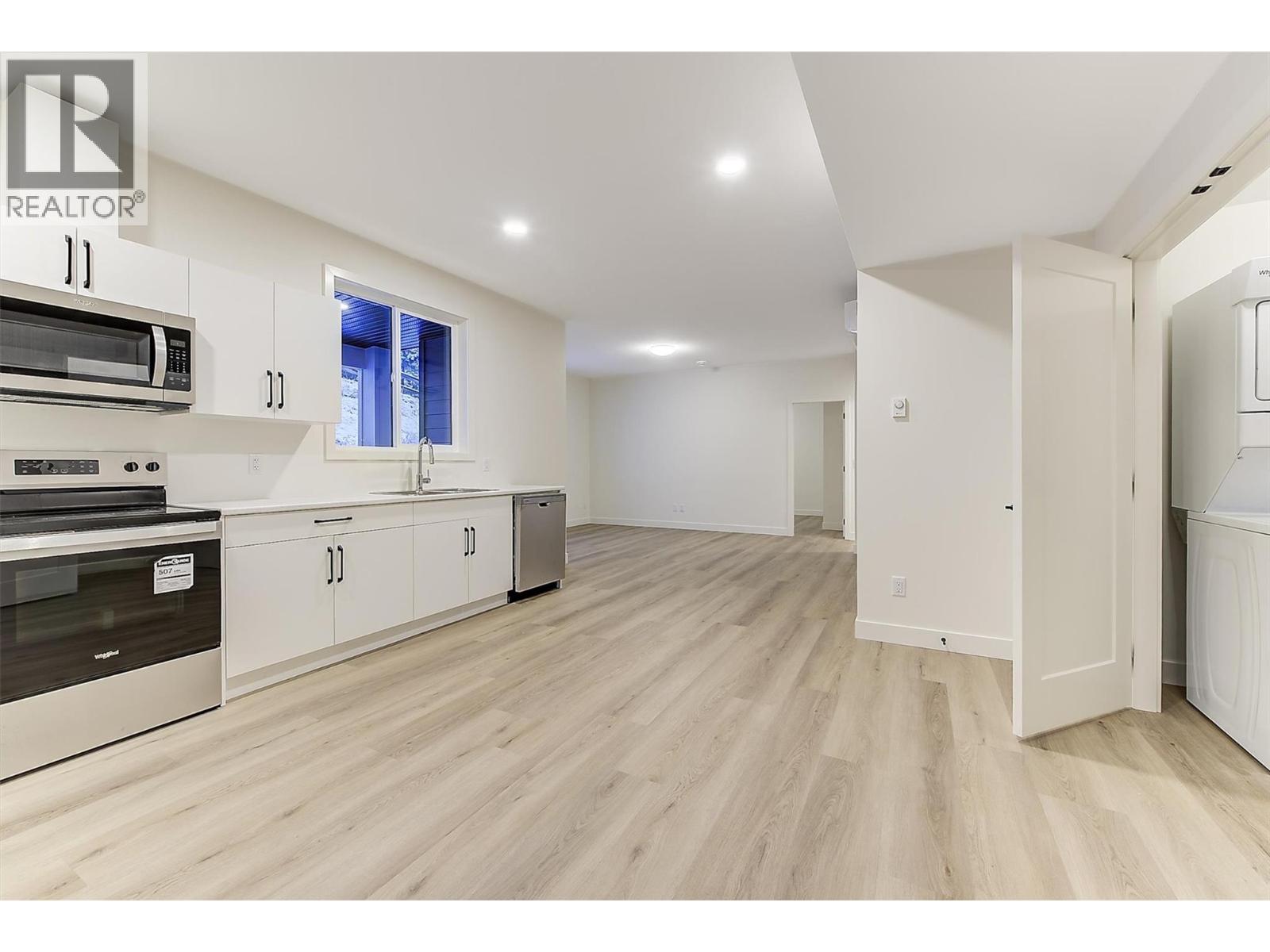 2115 Montenegro Drive, Kelowna, British Columbia  V1P 0B2 - Photo 56 - 10369681