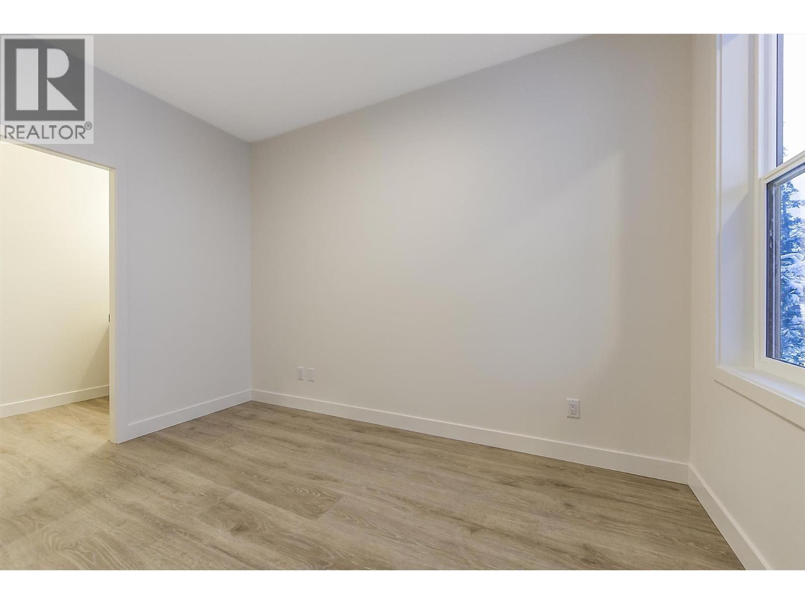2115 Montenegro Drive, Kelowna, British Columbia  V1P 0B2 - Photo 7 - 10369681