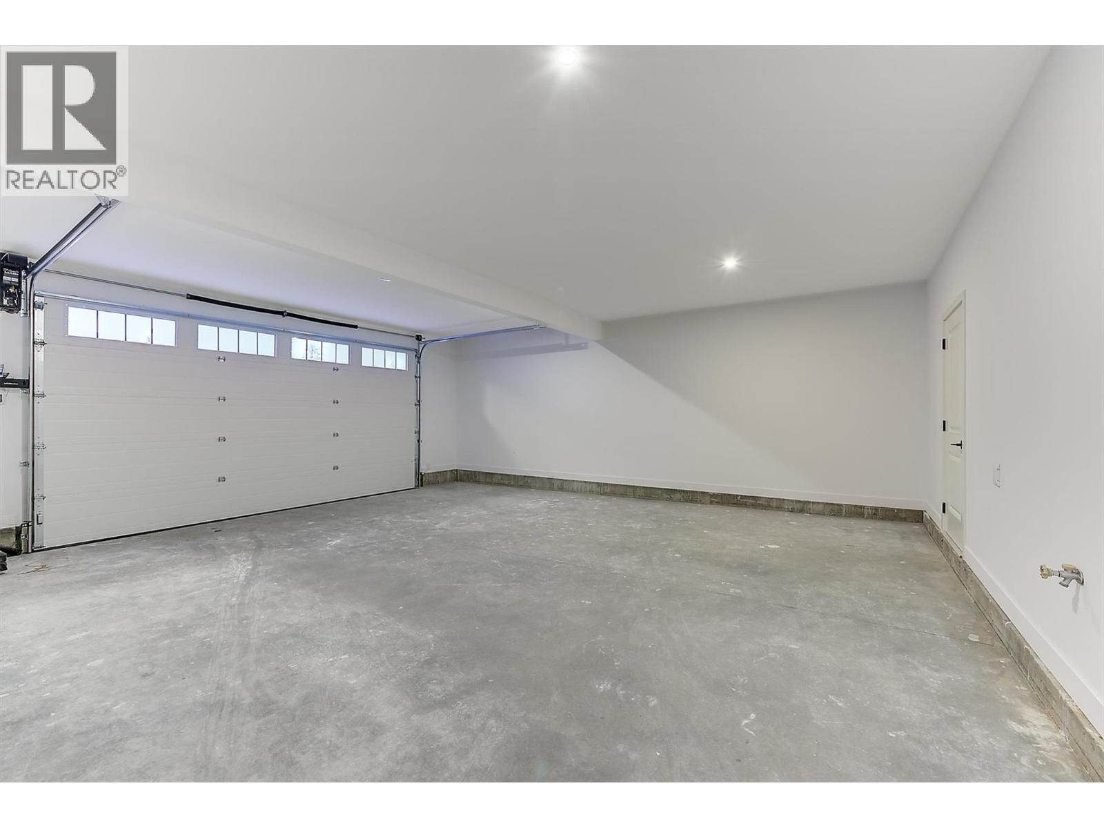 2115 Montenegro Drive, Kelowna, British Columbia  V1P 0B2 - Photo 70 - 10369681