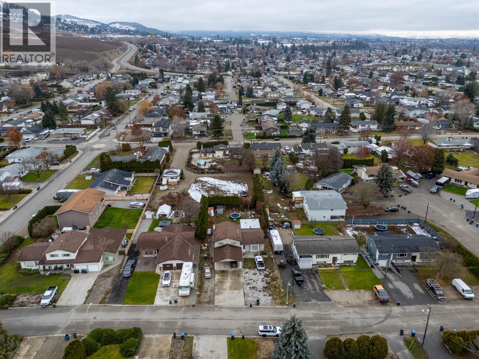 545 Primrose Road, Kelowna, British Columbia  V1X 4L5 - Photo 54 - 10370282