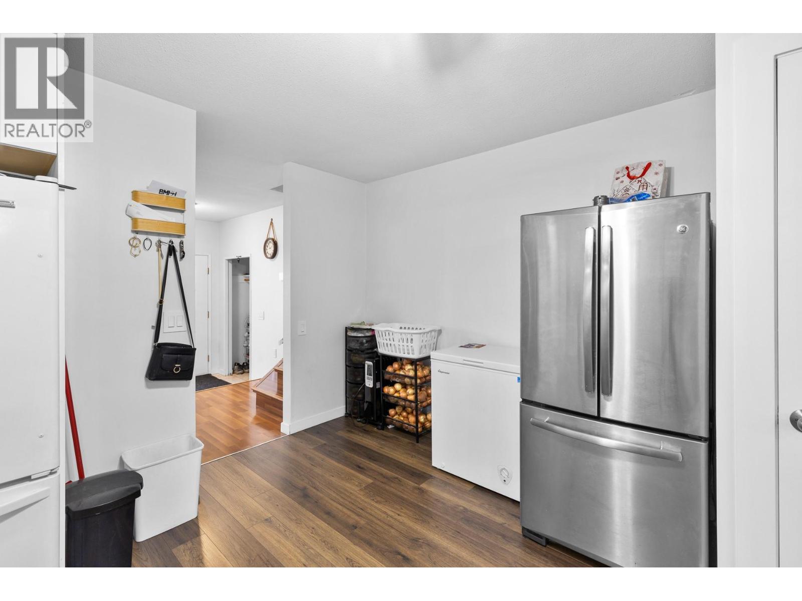 545 Primrose Road, Kelowna, British Columbia  V1X 4L5 - Photo 9 - 10370282