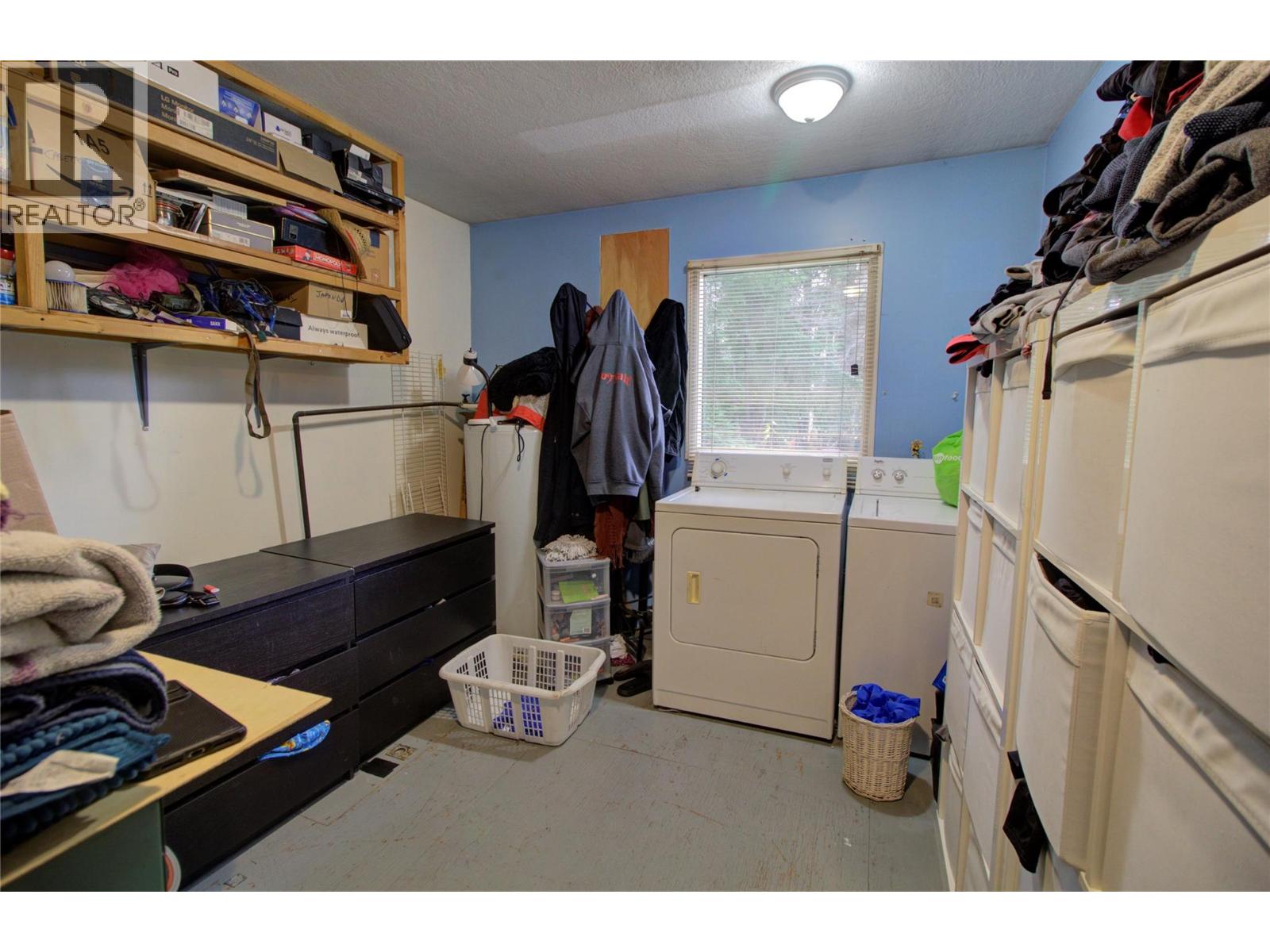 7802 Brydges Road, Fauquier, British Columbia  V0G 1K0 - Photo 14 - 10365794