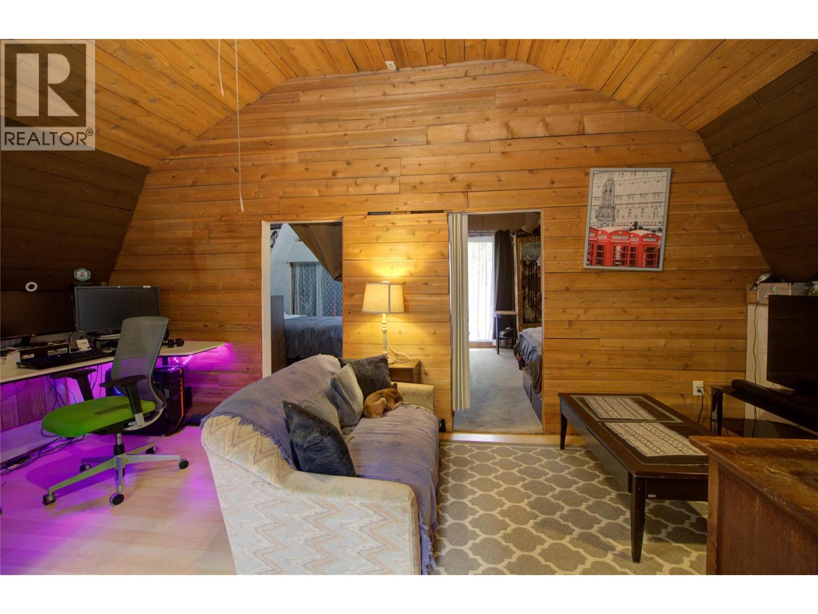 7802 Brydges Road, Fauquier, British Columbia  V0G 1K0 - Photo 17 - 10365794