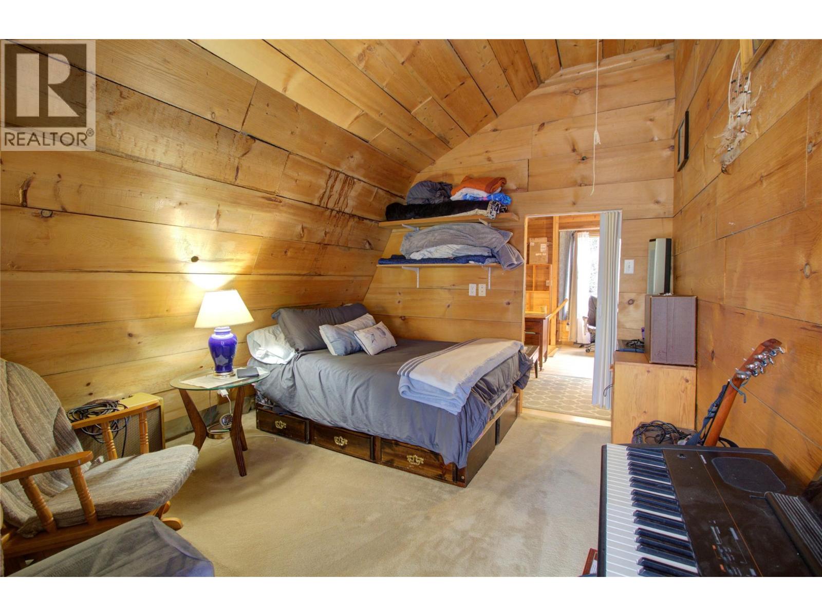 7802 Brydges Road, Fauquier, British Columbia  V0G 1K0 - Photo 21 - 10365794
