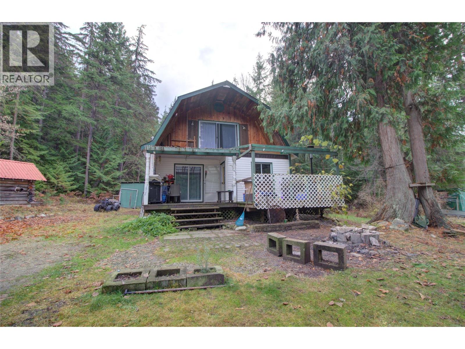 7802 Brydges Road, Fauquier, British Columbia  V0G 1K0 - Photo 27 - 10365794